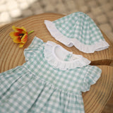 Vestido vichy com chapéu