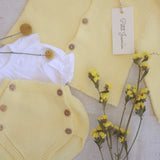 Conjunto de malha amarelo